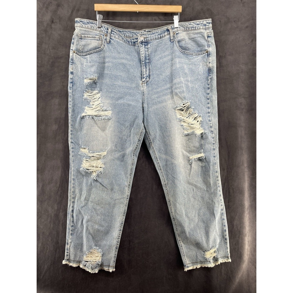 Wild Fable Women's Size 26W Distressed Stretch Crop Jeans Light Wash Denim